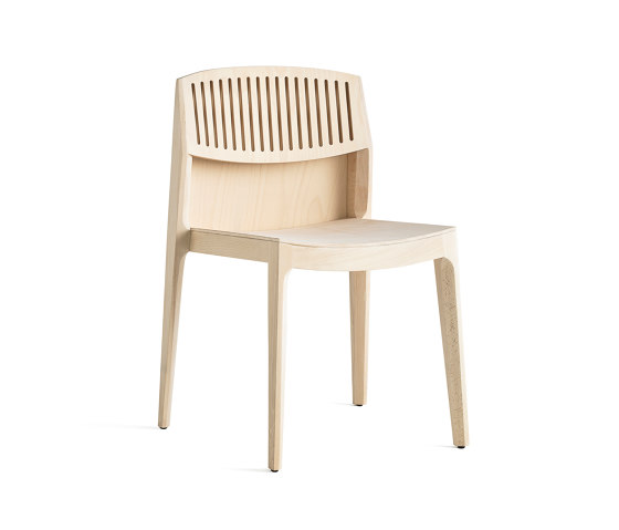 Isa 140L | Chaises | Capdell