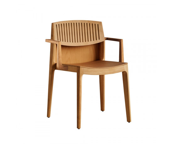 Isa 140NL | Chaises | Capdell