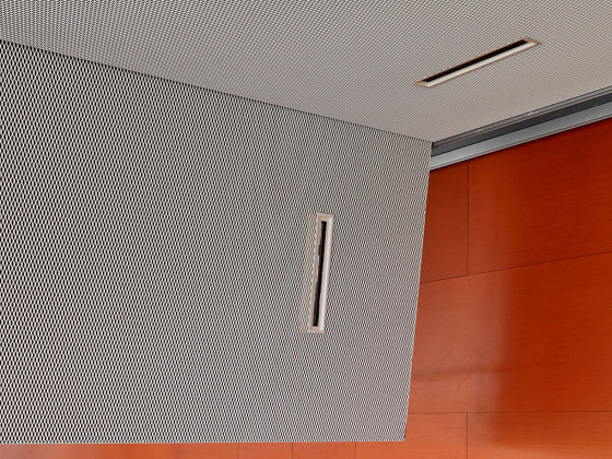 Expanded Metal Ceilings | S5 Rhombos Linear C-Channel System | Plafonds suspendus | durlum