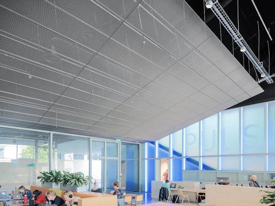 Expanded Metal Ceilings | S7 Rhombos Rail Channel System | Plafonds suspendus | durlum