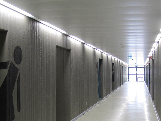 Rectangular Metal Panels | FS-Omega Lighting Channel System | Plafonds suspendus | durlum