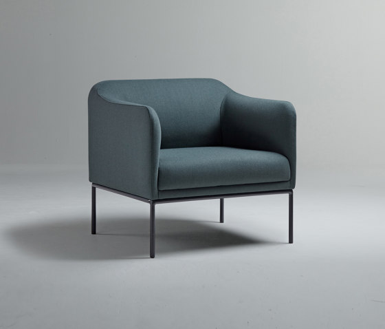 Onyar | Armchair | Poltrone | Roger Lewis