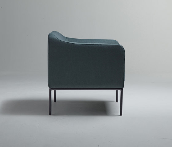 Onyar | Armchair | Poltrone | Roger Lewis