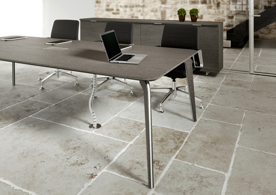 Blade X meeting table | Contract tables | ALEA
