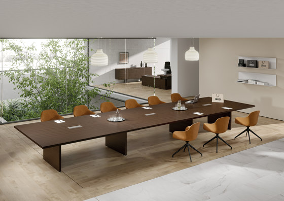 Odeon meeting table | Contract tables | ALEA