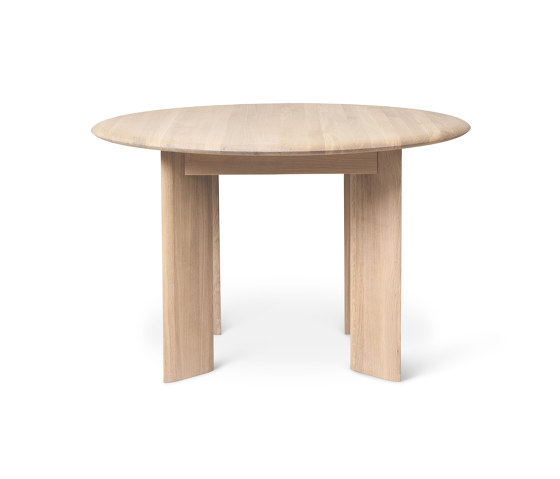 Bevel Table - Round - Ø117 - White Oiled Oak | Dining tables | ferm LIVING
