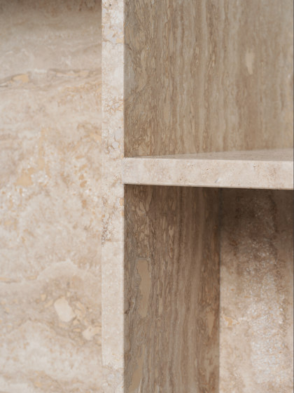 Distinct Side Table - Travertine | Tables d'appoint | ferm LIVING