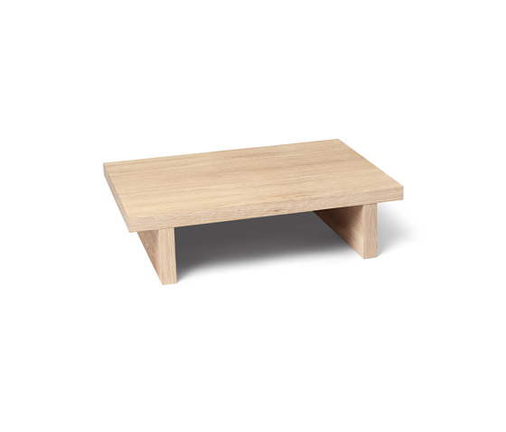Kona Side Table - Natural Oak Veneer | Mesas auxiliares | ferm LIVING