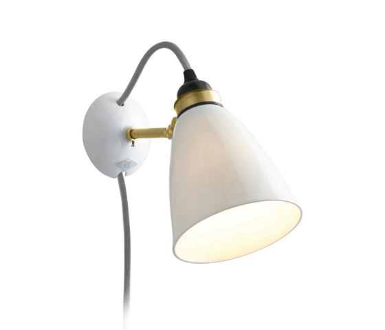Hector 30 Wall Light, Plug, Switch & Cable, Satin Brass with Grey Braided Cable | Wandleuchten | Original BTC