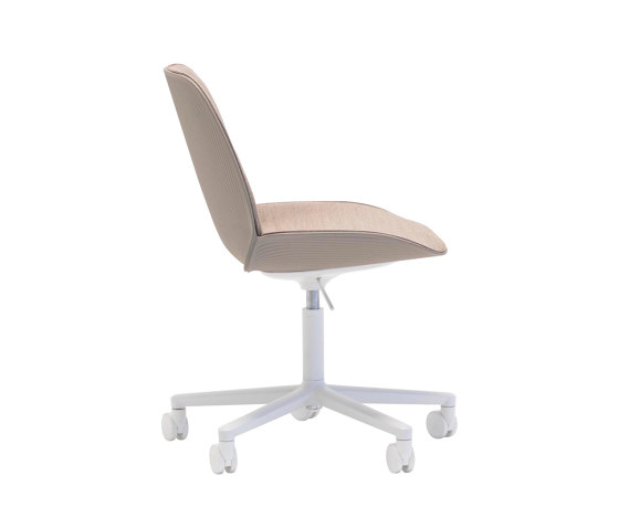 Nuez SI 2788 | Chairs | Andreu World