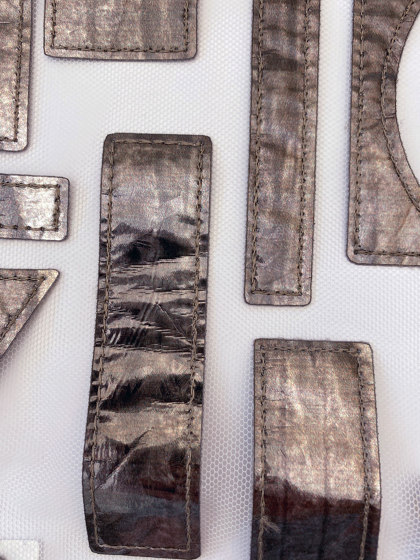 Qina col. 201 ecru/silver | Tessuti decorative | Jakob Schlaepfer