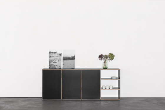 METRUM customized shelf- and wardrobesystem | Scaffali | Sanktjohanser