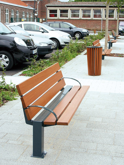 Classico Bench | Sitzbänke | Univers et Cité - Mobilier urbain