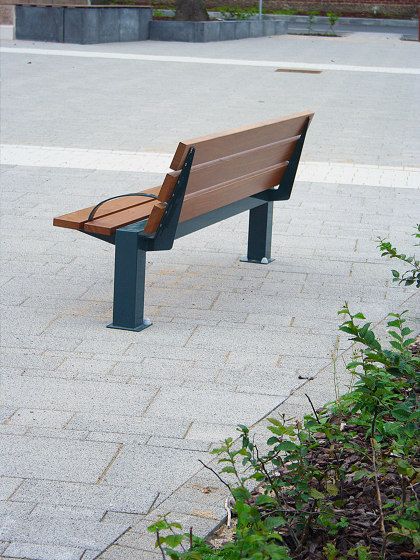 Classico Bench | Sitzbänke | Univers et Cité - Mobilier urbain