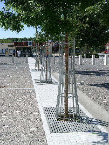 Linéance Tree Guard | Tree guards | Univers et Cité - Mobilier urbain