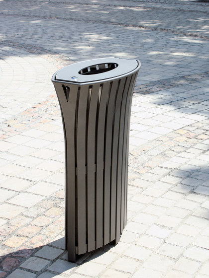 Oval Solis Bin | Abfallbehälter / Papierkörbe | Univers et Cité - Mobilier urbain