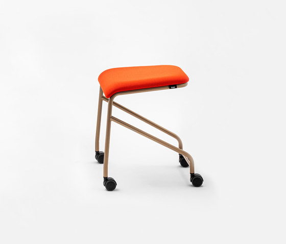 CO low mobile stool | Taburetes | VANK