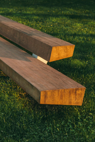 Trapecio wood Bench | Benches | Urbidermis