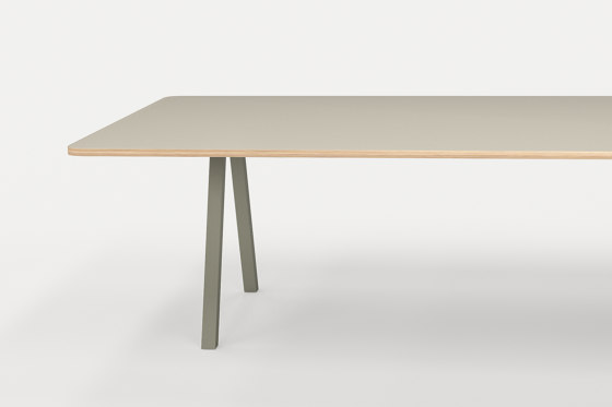 Big Modular Table System 74 | Tavoli pranzo | De Vorm