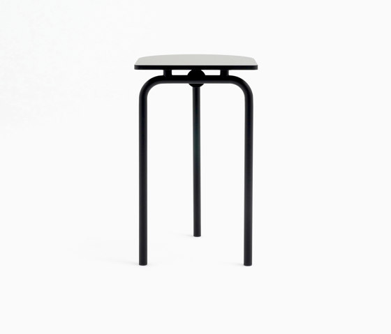 Piombino Alto Black Mat | Standing tables | Atelier Haußmann