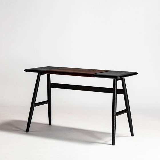 MO BRIDGE | Small Desk | Desks | Ritzwell