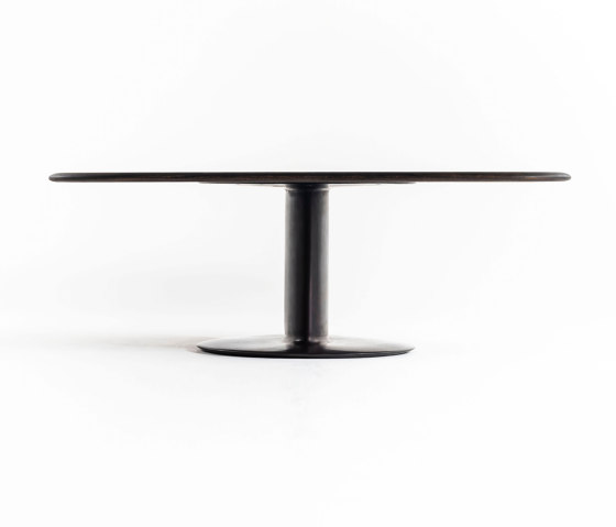 Elliptical cylinder casting bronze table | Mesas comedor | Time & Style