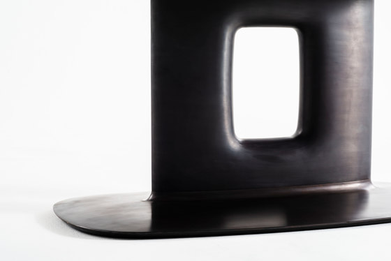 Sculpture casting bronze table | Tables de repas | Time & Style