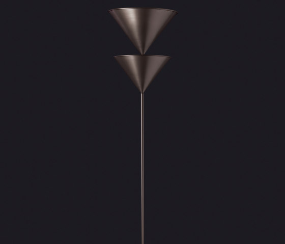 Pascal | 345 | Free-standing lights | Oluce