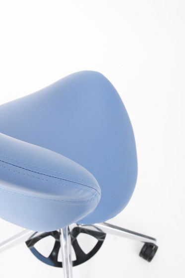 sella | Saddle chair with backrest and foot release | Sgabelli girevoli | lento