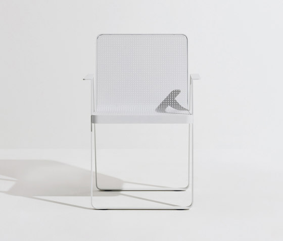 Makemake | Armrest Chair (Aluminium) | Stühle | Terraforma