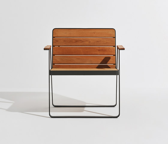 Makemake | Armrest Chair (Teak) | Chaises | Terraforma