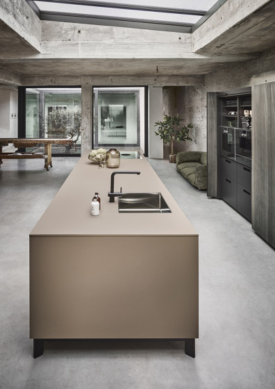 NX 640 Elegant oak pearl grey | Fitted kitchens | next125