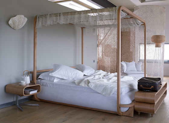 Milano Canopy Bedroom - teak | Betten | MARY&