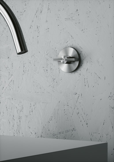 Valvola01 | Wall mounted hydroprogressive mixer | Bathroom taps accessories | Quadrodesign