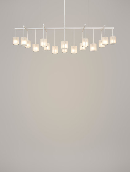 Flute Beam Chandelier 16-arm powdercoated white frosted glass | Lámparas de araña | Tom Kirk Lighting