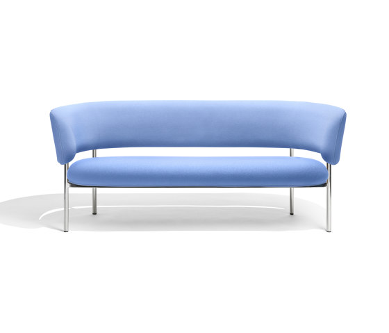 Font bold lounge sofa | lavender blue | Sofás | møbel copenhagen
