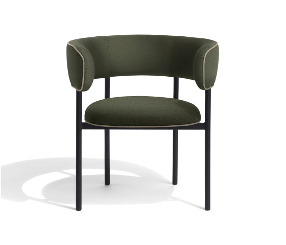 Font regular dining armchair | green | Chairs | møbel copenhagen