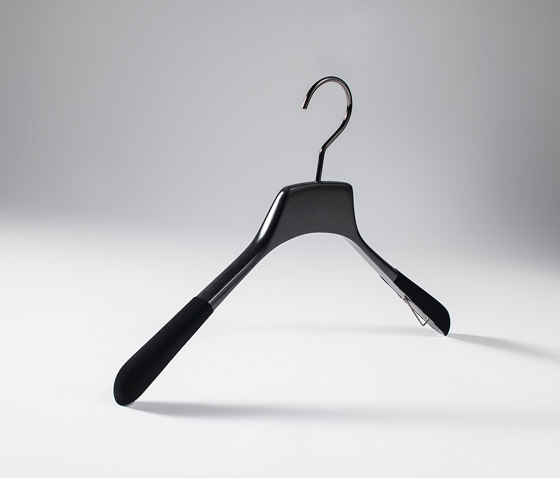 Light Design Collection | Agata Camicia Hanger | Kleiderbügel | Industrie Toscanini