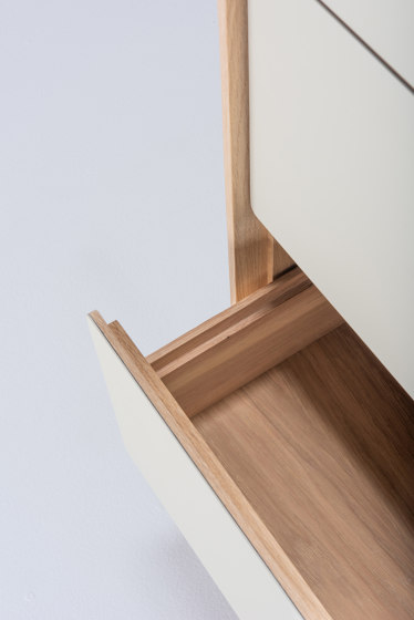 Fina dresser | 176 | Sideboards / Kommoden | Gazzda