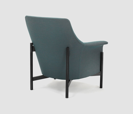 PORTS Lounge Chair | Sillones | Bene