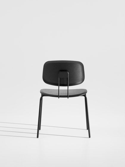 Okito Ply Dining Holzsitz | Stühle | Zeitraum