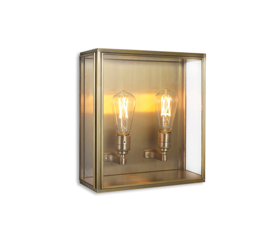 Lantern | Cedar Wall Light - Medium - Antique Brass & Clear Glass | Wandleuchten | J. Adams & Co