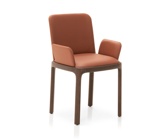 Inari Chair with armrests | Chaises | Pianca