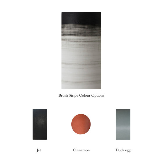 Bradwell Task Lamp Beige Granite with Black Stripe | Luminaires de table | Lyngard