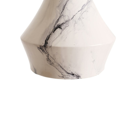 Lantern Large Pendant Marble | Lámparas de suspensión | Lyngard