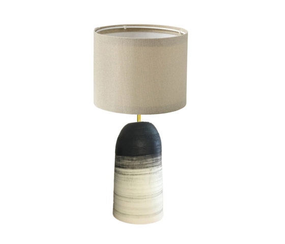 Plex Small Table Lamp Brush Stroke Stripe Jet | Luminaires de table | Lyngard