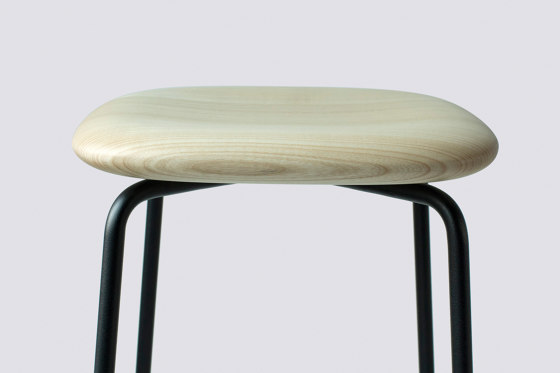 Equo Barstool ash natural medium | Bar stools | Caussa