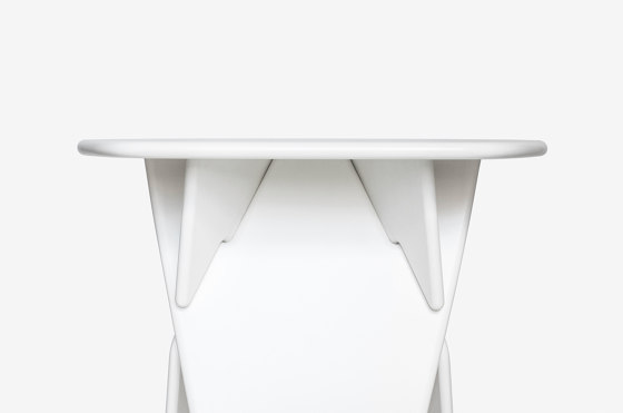 Wedge Table white | Side tables | Caussa