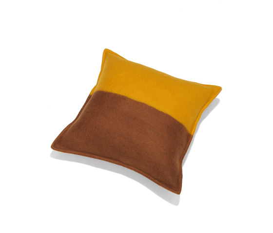 Glow Cushions | Cuscini | Linteloo