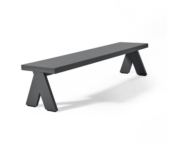 Joi low tables | Tables basses | Meridiani